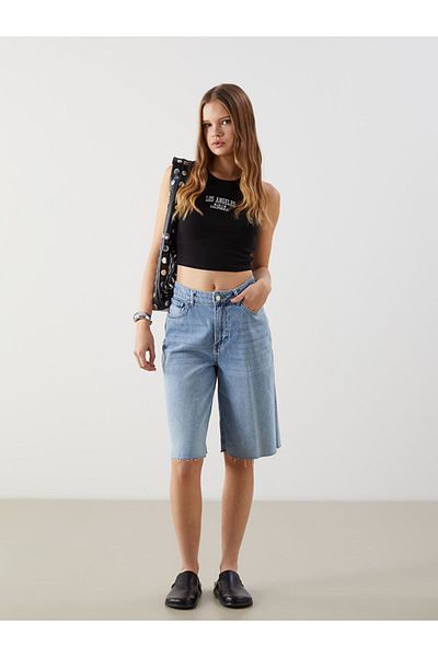 LC Waikiki New Season Crew Neck Los Angeles Embroidered Crop Women's Undershirt - S5Gr86Z8