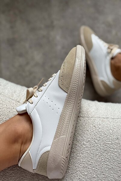 NİŞANTAŞI SHOES Fallows bílá matná béžová semišová detailní dámská šněrovací sportovní obuv s plochou podrážkou