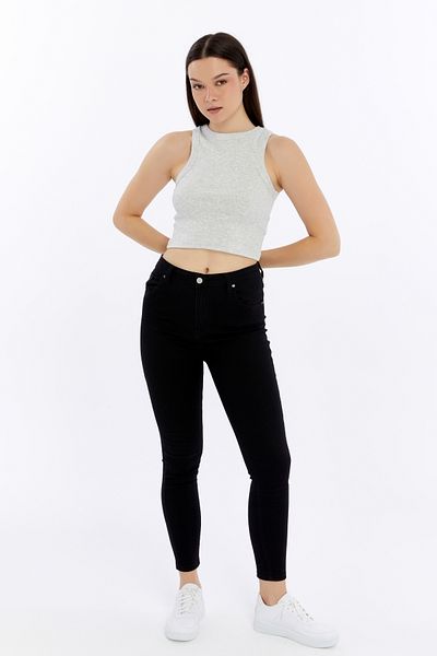 Maison La Femme Women's Ribbed Halter Neck Crop Tank Top