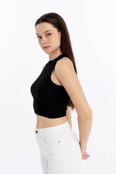 Maison La Femme Women's Ribbed Halter Neck Crop Tank Top