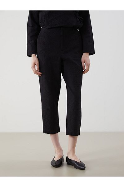 LC Waikiki Pantaloni de damă LCW Modest Negru Loose Fit Texturat