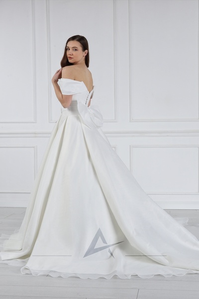 Alonclia Off Shoulder Kol Detaylı A-Form Gelinlik (AL-340) (2022 KOLEKSİYONU)