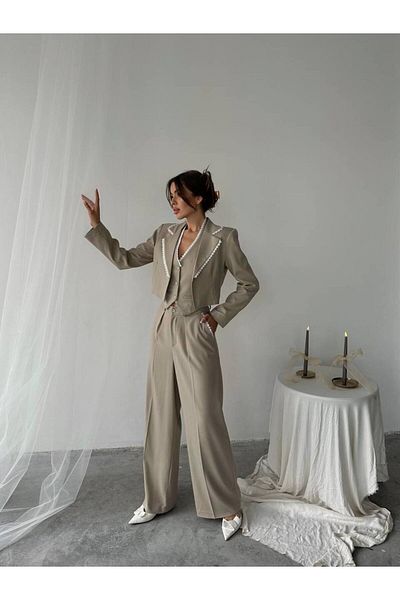 ENZOI Cream Lace Detailed Jacket Vest Palazzo Trousers 3 Piece Suit