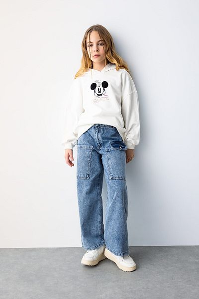 DeFacto Disney Mickey Minnie Girls Hooded Relax Fit Sweatshirt B9871A824Sp