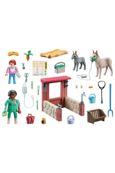 Playmobil -VETERINARY IN THE FARM YARD