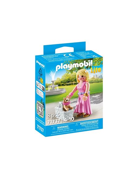 Playmobil - Trendy figurine with collectible Chihuahua dog