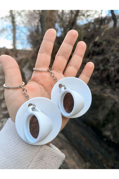 TRENDİN YOLU Two Coffee Cups with Plates Moving Keychain