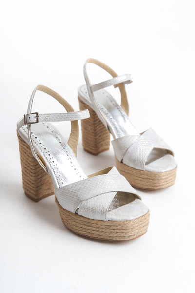 Elile Shoes Hakiki Deri Platform  Tabanlı  33-34-35-41 Numara Kadın  Sandalet