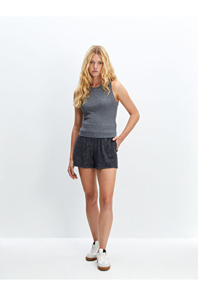 LC Waikiki Vizyon New Season Women's Elastic Waist Straight Shorts