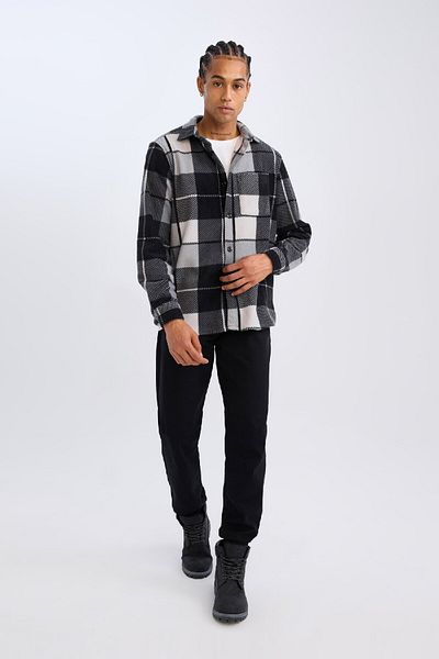 DeFacto Langarmshirt aus kariertem Fleece mit normaler Passform V2767AZ24WN