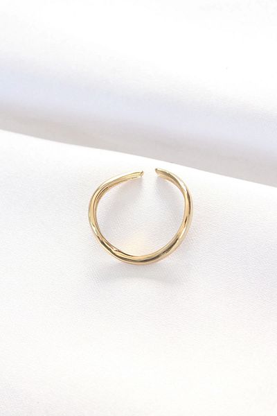 Clariss Flat Gold Color Adjustable Ring