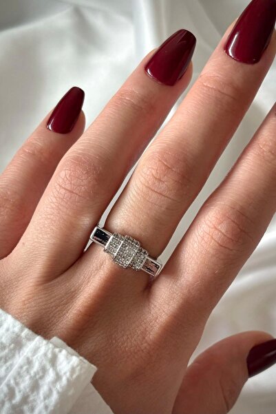 Leo'Stone Premium Series Punch Model Zircon Stone Design Adjustable Women's Steel Ring