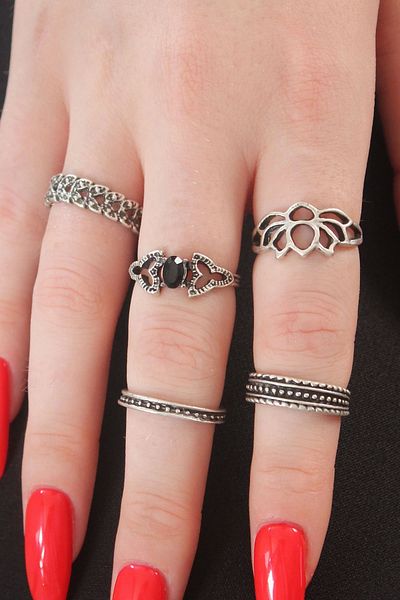 Clariss Silver Color Lotus Model Black Crystal Stone Detail Ring Combination