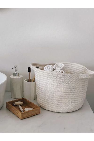 FİNGEV Where Naturalness and Elegance Meet: Ecru Wicker Jute Basket 25X20