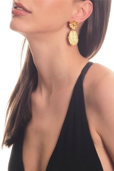 LABALABA Kadın Mat Altın Kaplama Çivili Model Çiçek Stilizesi Küpe