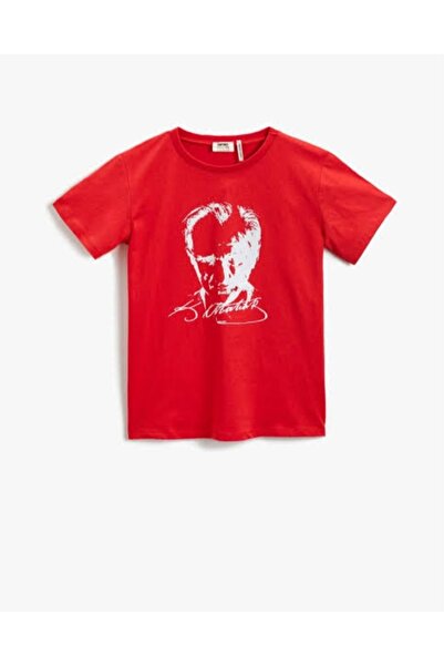 Atatürk baskılı t-shirt