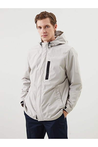 LC Waikiki Standart Kalıp Kapüşonlu Erkek Mont