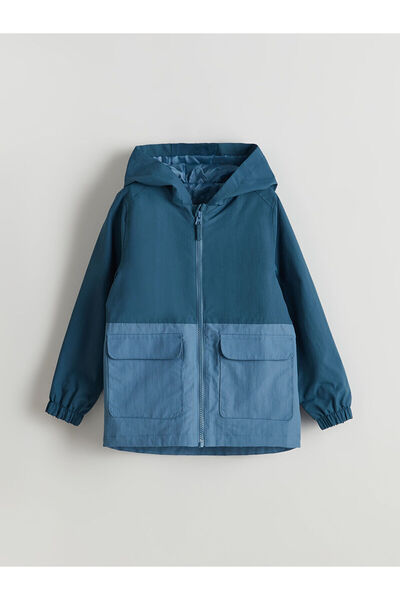 LC Waikiki معطف واق من المطر للأطفال الذكور بغطاء للرأس من Peak New Season