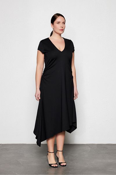 LUOKK Galaia Plus Size V-Neck Midi Dress Black