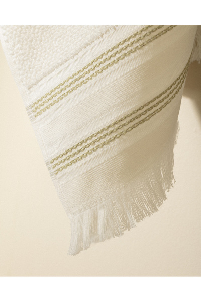 Madame Coco Clarna 100% Cotton Bath Towel - White/Green