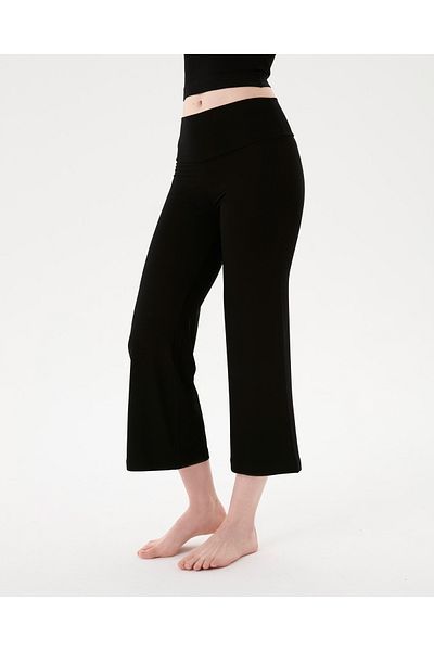 Ayma Active Black Capri Flow Shorts Pants