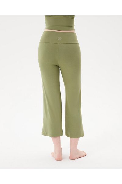 Ayma Active Piece Pants Green Capris