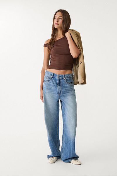 Stradivarius Asymmetric crop top with gathered detail