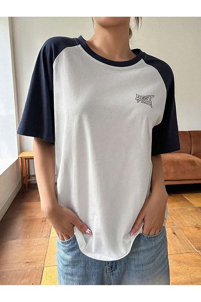 DUBU BUTİK Тениска Best Time Piece Single Jersey T-Shirt - бяла черна тениска с голямо деколте и къс ръкав с принт