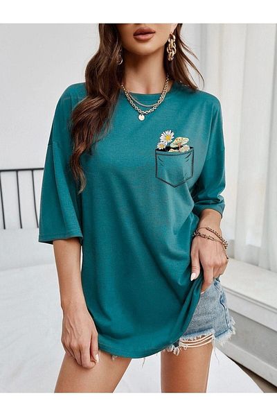 DUBU BUTİK Μπλουζάκι Petrol Green Oversize - Λεπτομέρεια τσέπης, λαιμόκοψη, κοντό μανίκι