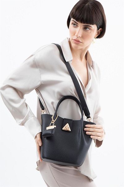 Matthew Cox Byn2346 Women's Shoulder Bag Black