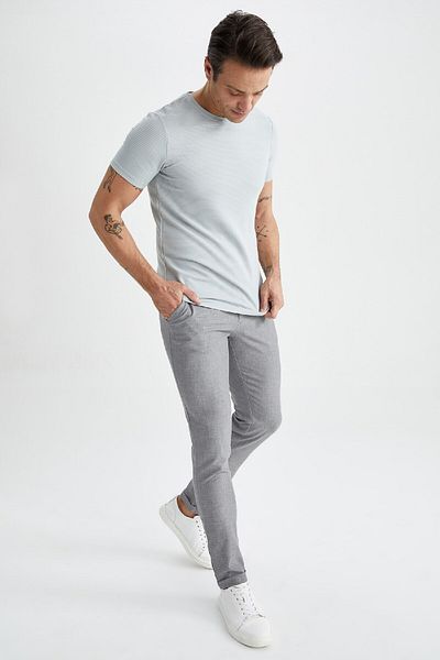 DeFacto Tricou de bază solid cu mânecă scurtă, slim fit, decolteu, M6608az23sp