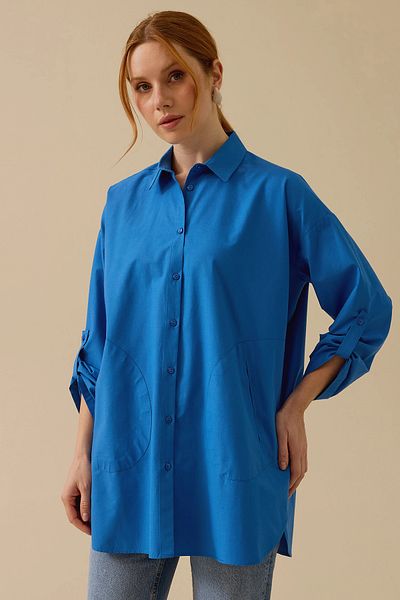 SEÇİL Cămașă oversize pentru femei - mâneci selectate și culoare albastră