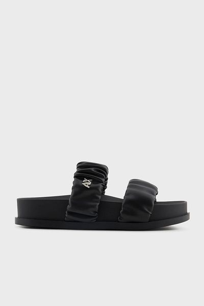 Armani Exchange شبشب مفصل بشعار مزدوج النطاق برباط XDP062 XV926 00002