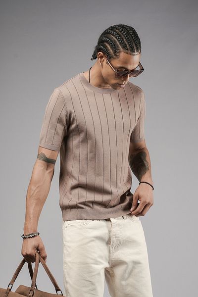 Butik TREND WE Тениска с къс ръкав и кръгло деколте, стандартна кройка