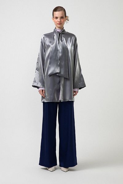 Touché Privé Glossy Shirt with Belt