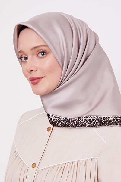 Levidor Milky Coffee Stripe Leopard Pattern Twill Silk Scarf