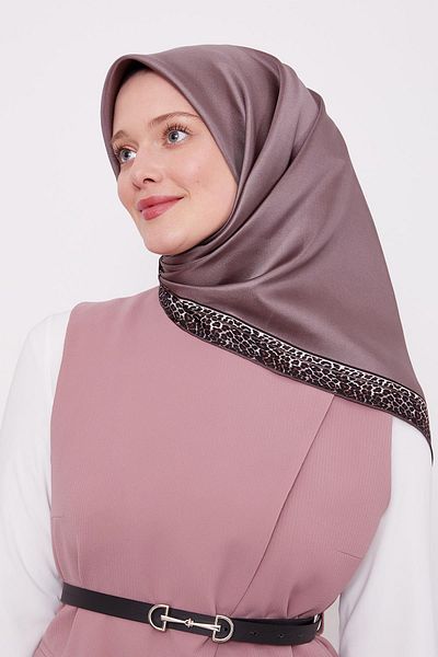 Levidor Μεταξωτό μαντίλι με μοτίβο Dusty Rose Leopard