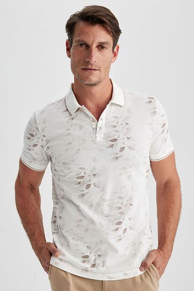 DeFacto Schmal geschnittenes, schmal geschnittenes, bedrucktes Kurzarm-T-Shirt mit Polokragen B0600ax23hs