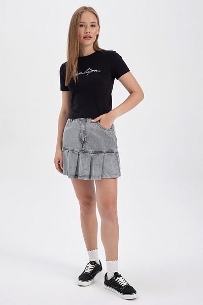DeFacto Dua Lipa Printed Fitted Ribbed T-shirt - Short Sleeve B2971ax23hs