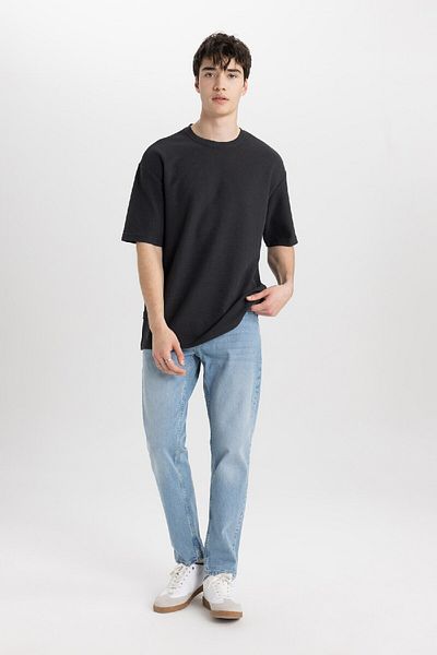 DeFacto Tričko Relaxed Fit s krátkým rukávem s krátkým rukávem – těžká tkanina, Comfort Regular Fit B4444Ax24Sp