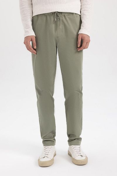 DeFacto Basic-Jogginghose mit Taschen – gerades Modal, schmales Bein B2155ax23au