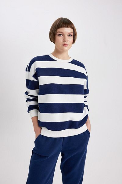 DeFacto Relax Fit Gestreiftes Sweatshirt mit Rundhalsausschnitt A1883ax23au