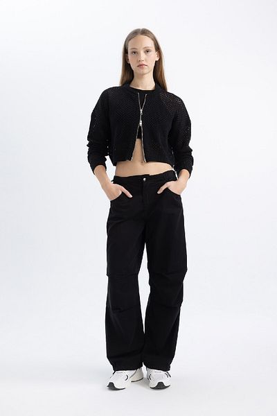 DeFacto Coool Fitted Crop Zip Strickjacke B6718ax24sp
