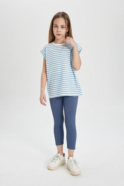 DeFacto Tricou supradimensionat pentru fetiță, cu mânecă scurtă, cu decolteu în dungi B6694a824sm