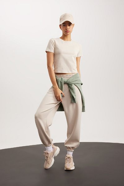DeFacto Αθλητικό μπλουζάκι Crew Neck Fit Crop - Κοντό μανίκι, ίσια εφαρμογή A2430ax24sp