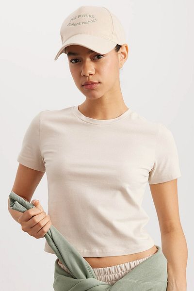 DeFacto Αθλητικό μπλουζάκι Crew Neck Fit Crop - Κοντό μανίκι, ίσια εφαρμογή A2430ax24sp