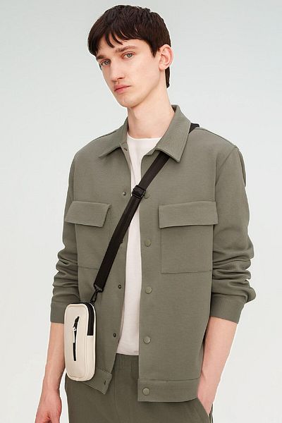 DeFacto Hemdjacke mit Polokragen, Druckknopfverschluss und Taschen Z5178az24sp