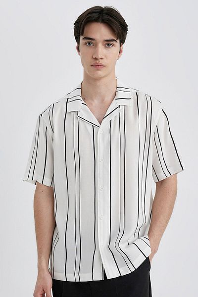 DeFacto Regular Fit Apache Collar Striped Viscose Short Sleeve Shirt B7386Ax24Sp