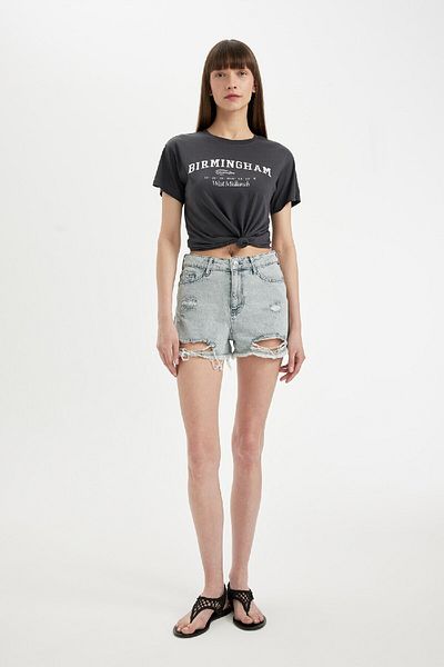DeFacto Jeansshorts mit Cut-Out und hoher Taille - B7676AX24SM