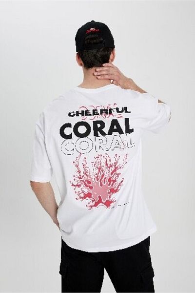 DeFacto Oversize Wide Fit Crew λαιμόκοψη εμπριμέ κοντομάνικο μπλουζάκι B8932ax24sm